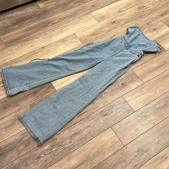 Good American backless strappy body suit perfect for Valentine’s Day! - Picture 3 of 4